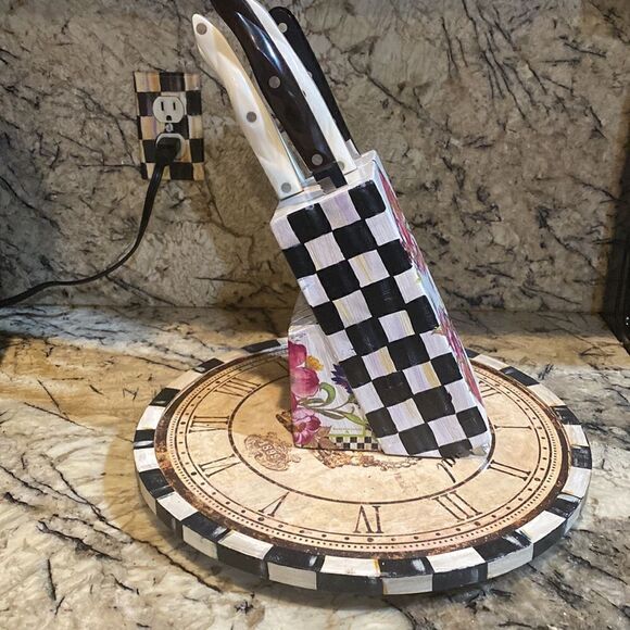 Solid Wood Hand Painted Knife Block - Picture 4 of 6